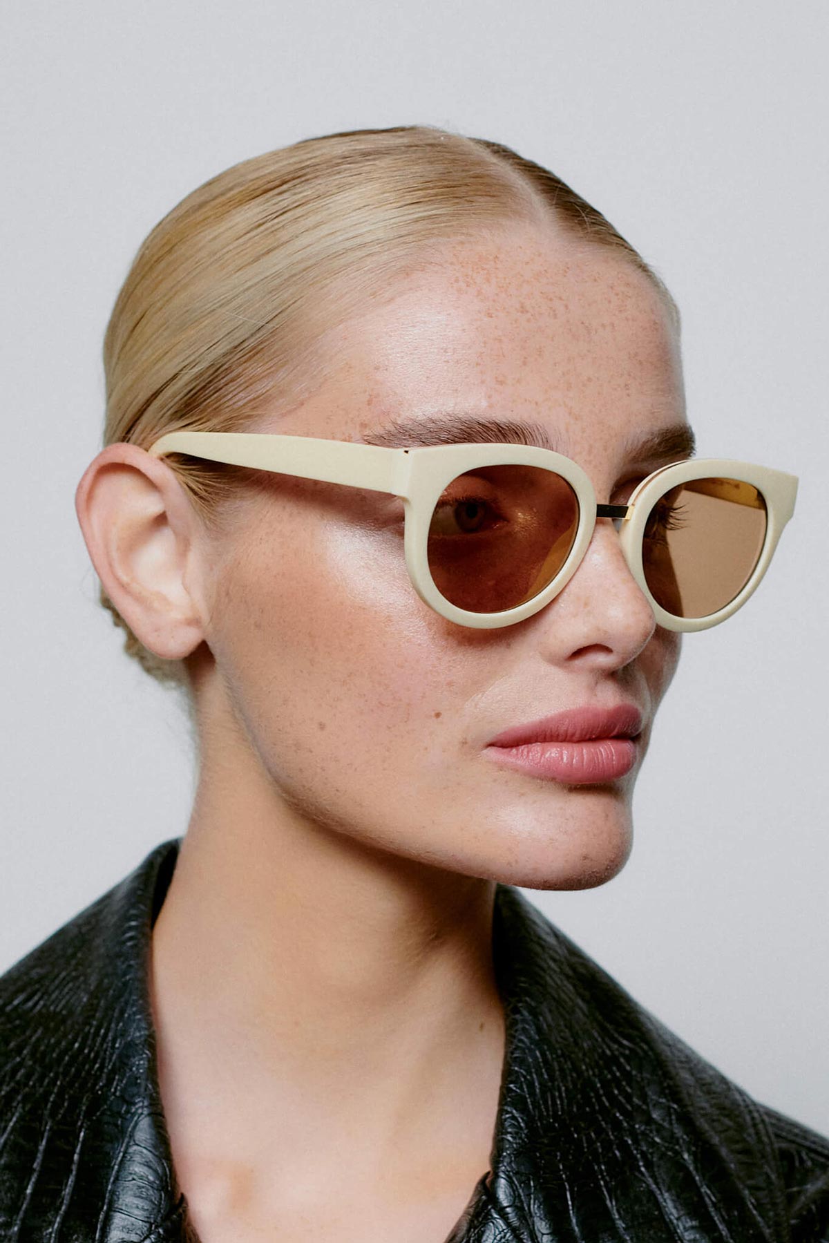 A Kjaerbede Jolie Sunglasses In Cream