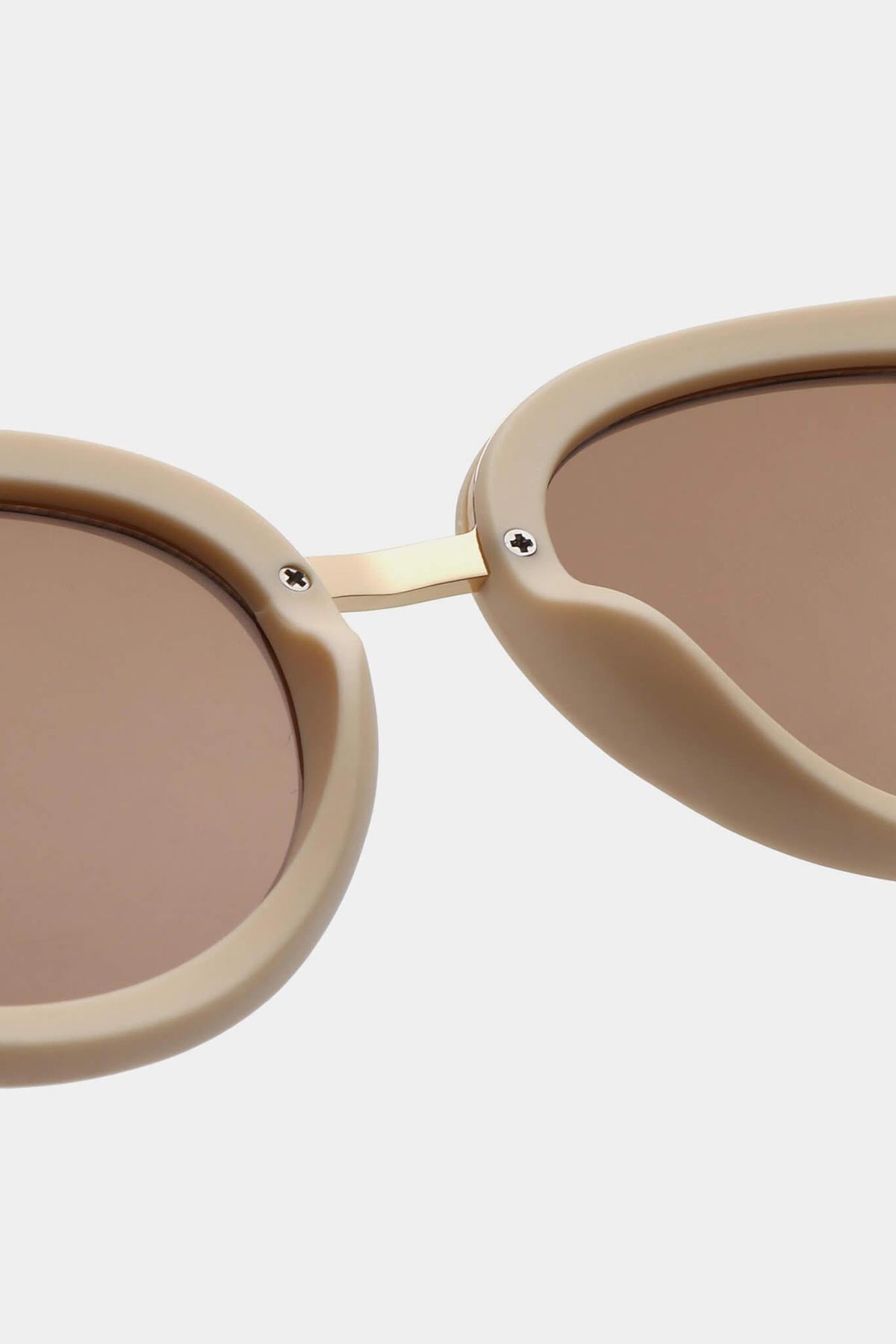 A Kjaerbede Jolie Sunglasses In Cream
