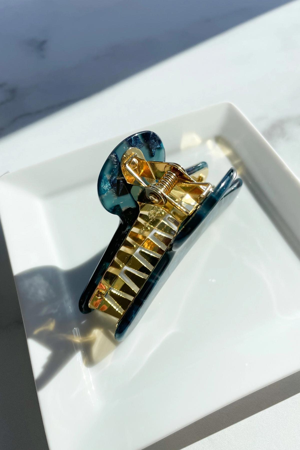 Fenna And Fei Cerulean Large French Claw Clip