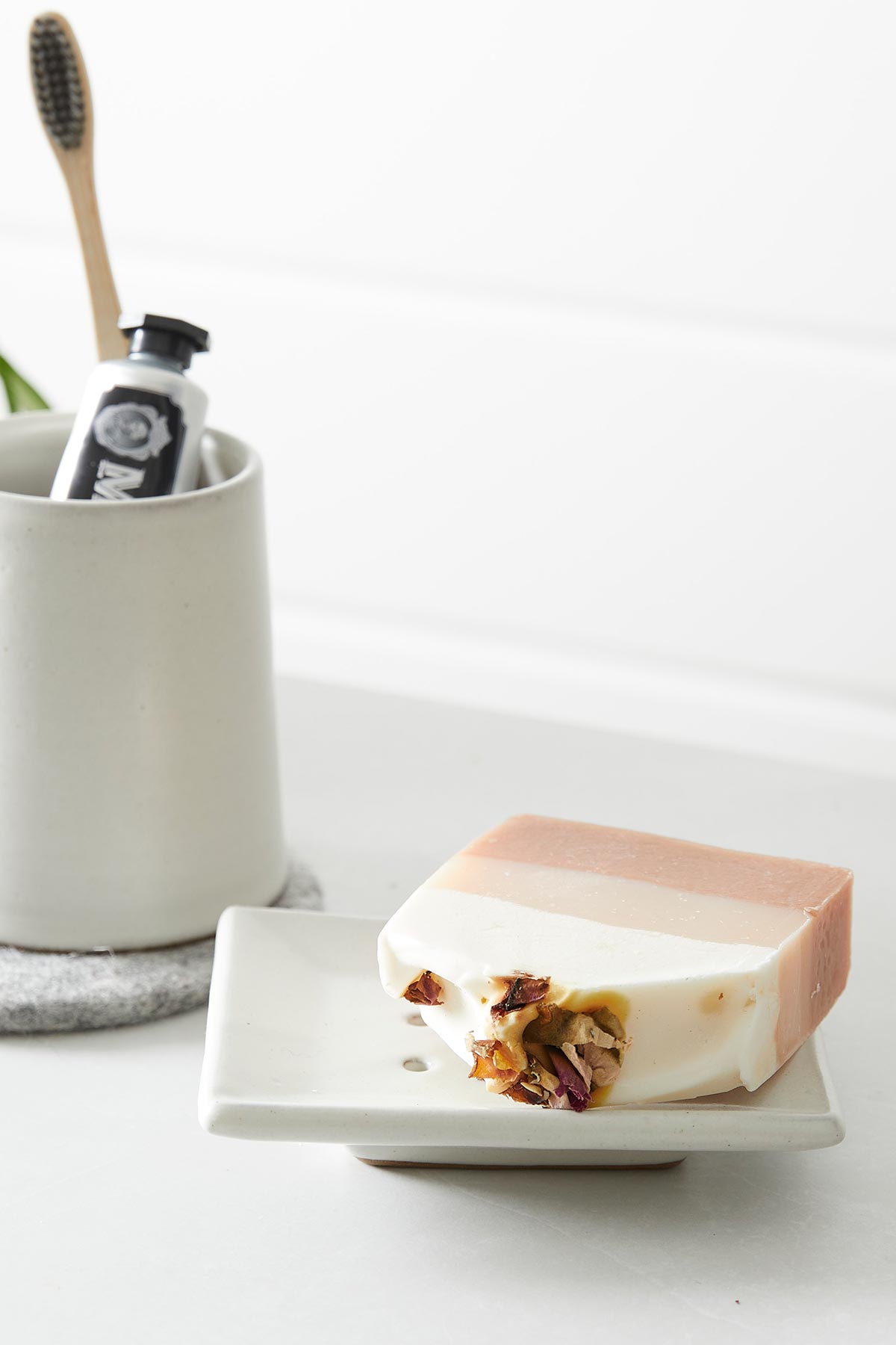 Auraque Handcrafted Rose Geranium Patchouli Kaolin Clay Soap Bar