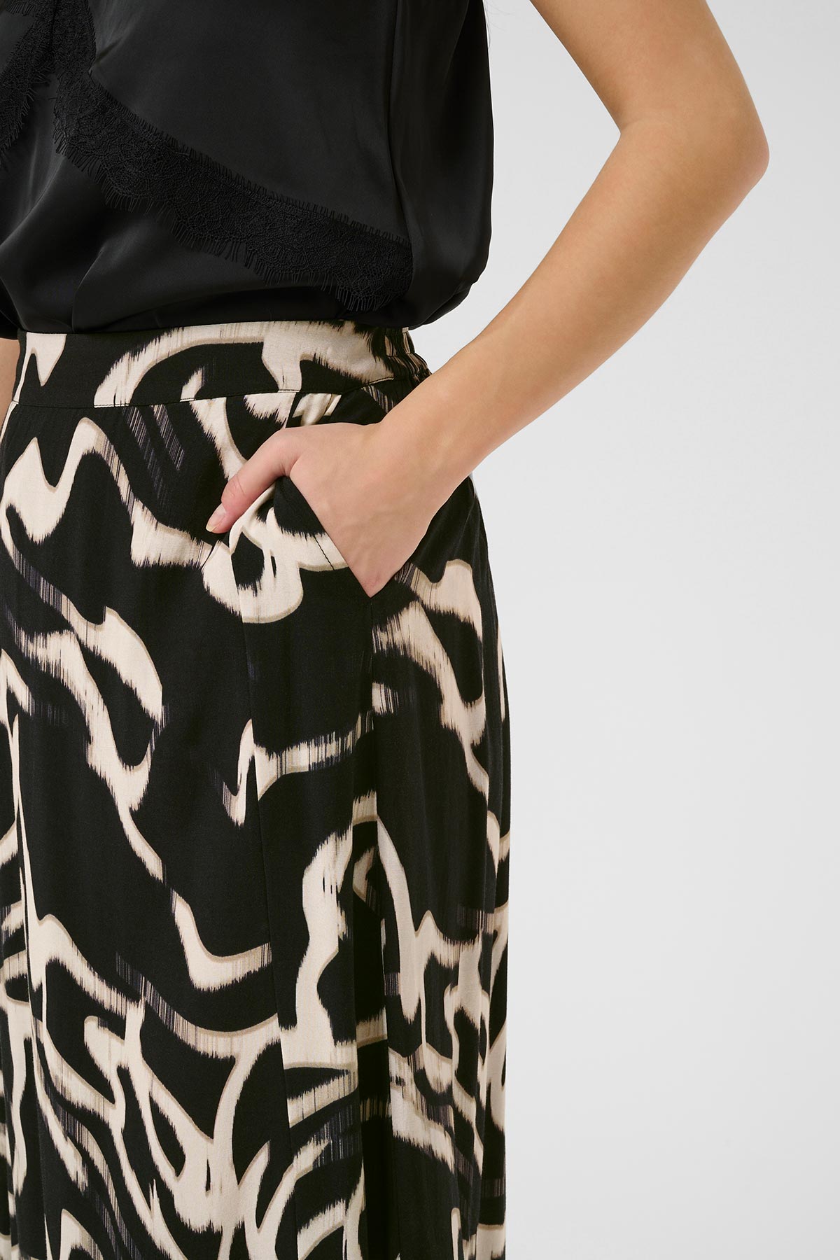 Kaffe KAmartha Skirt In Black