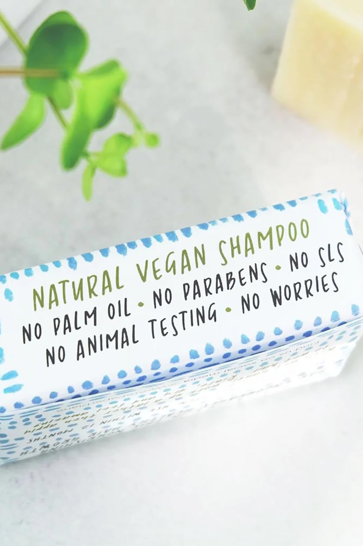 Paper Plane Lavender And Tea Tree 100% Natural Vegan Plastic-Free Solid Shampoo