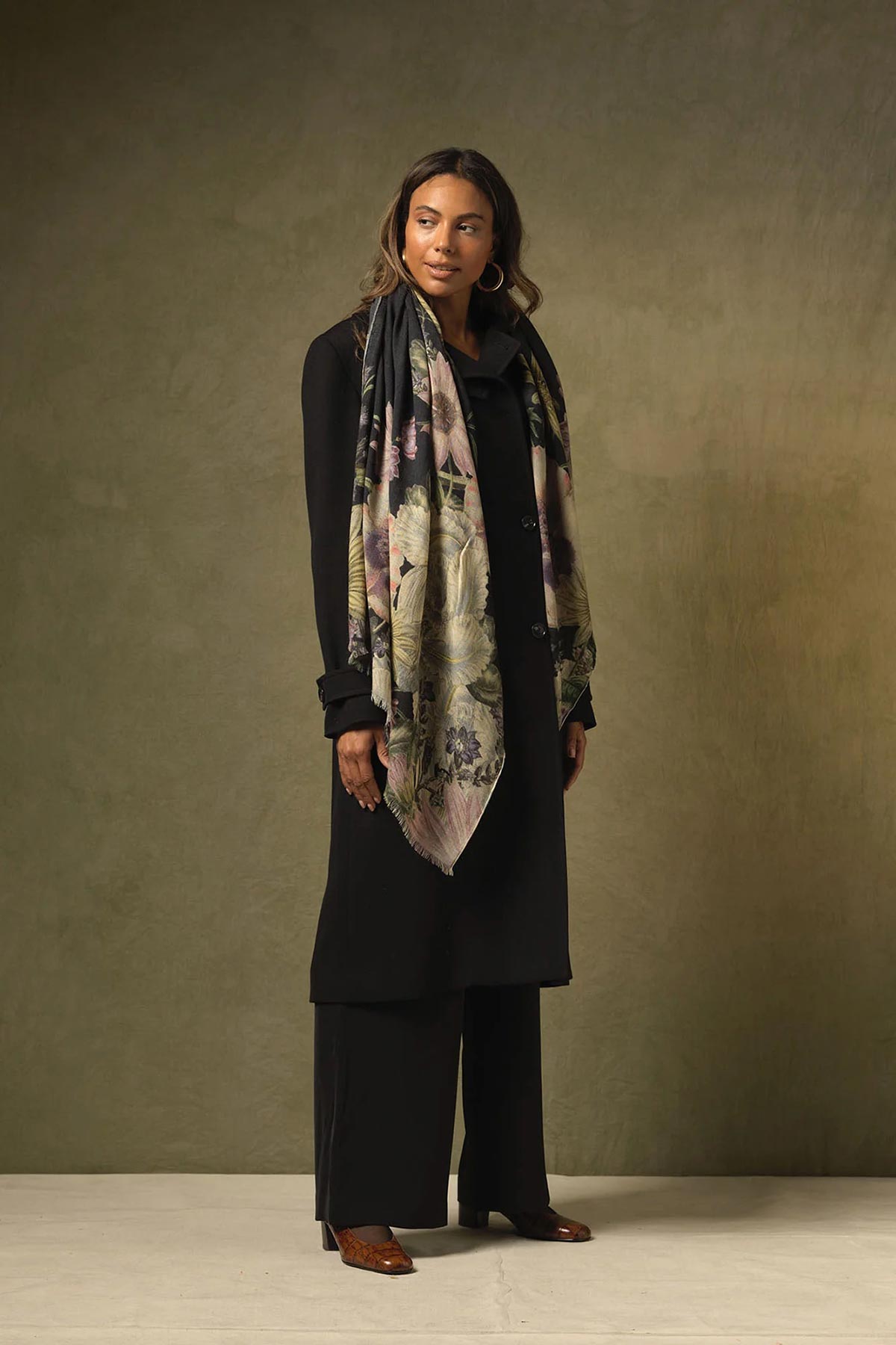 One Hundred Stars Daisy Black Wool Scarf