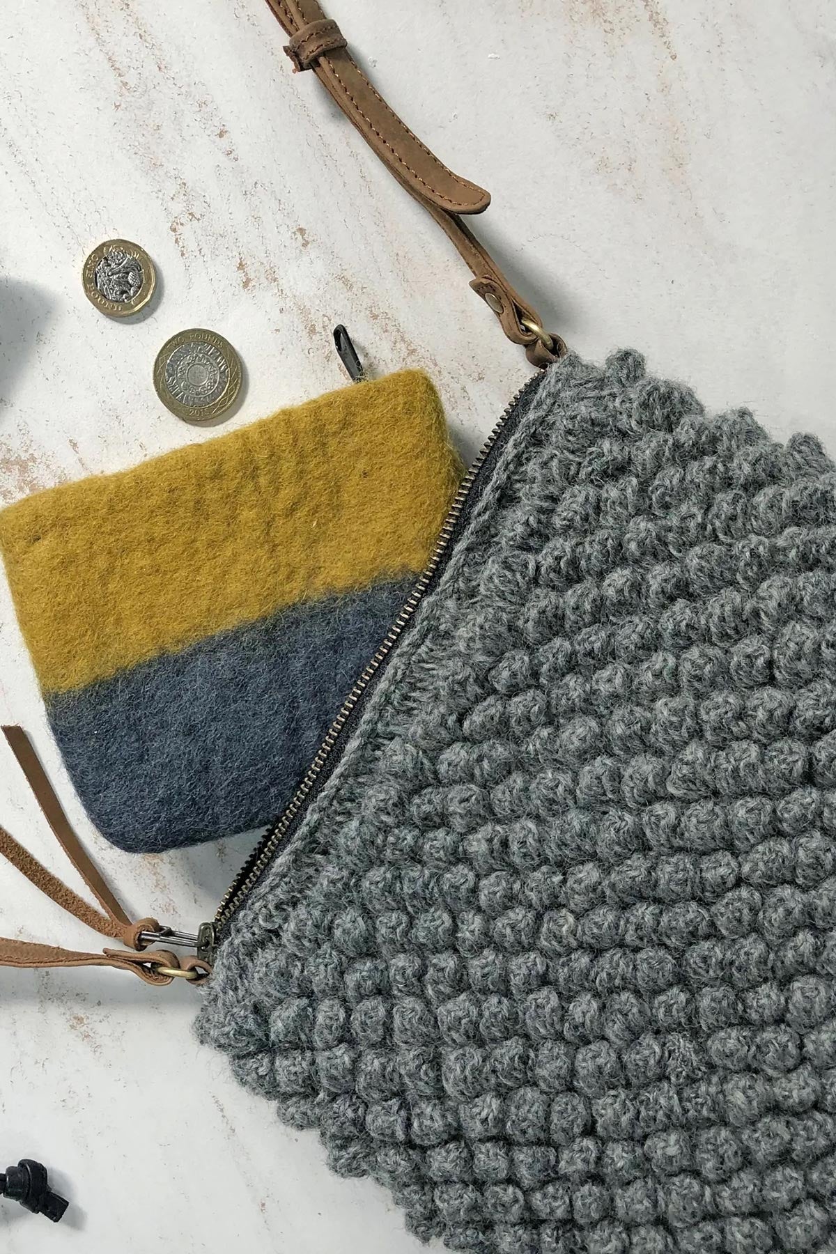 Aura Que Lila Handmade Felt Ombre Two Tone Zip Purse