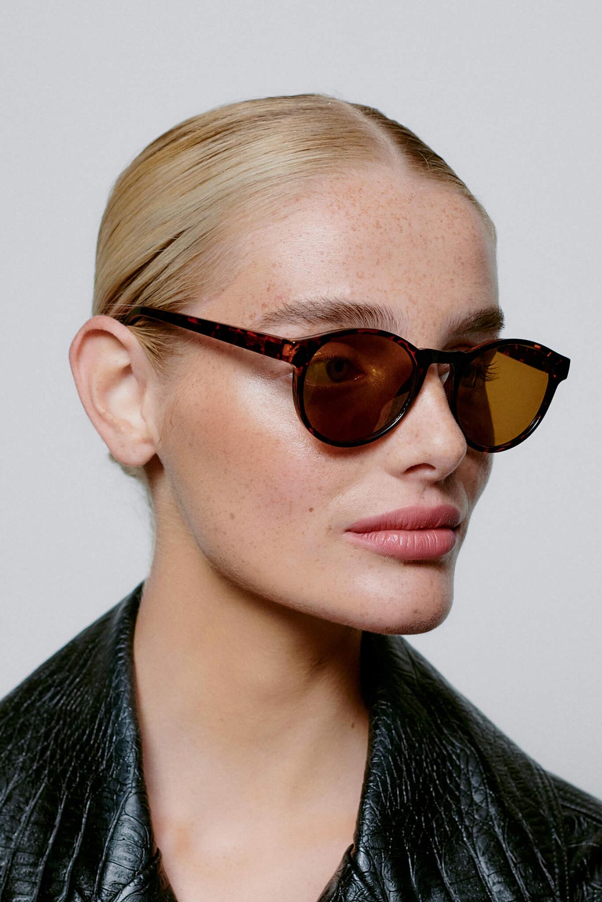 A Kjaerbede Marvin Sunglasses In Demi Tortoise