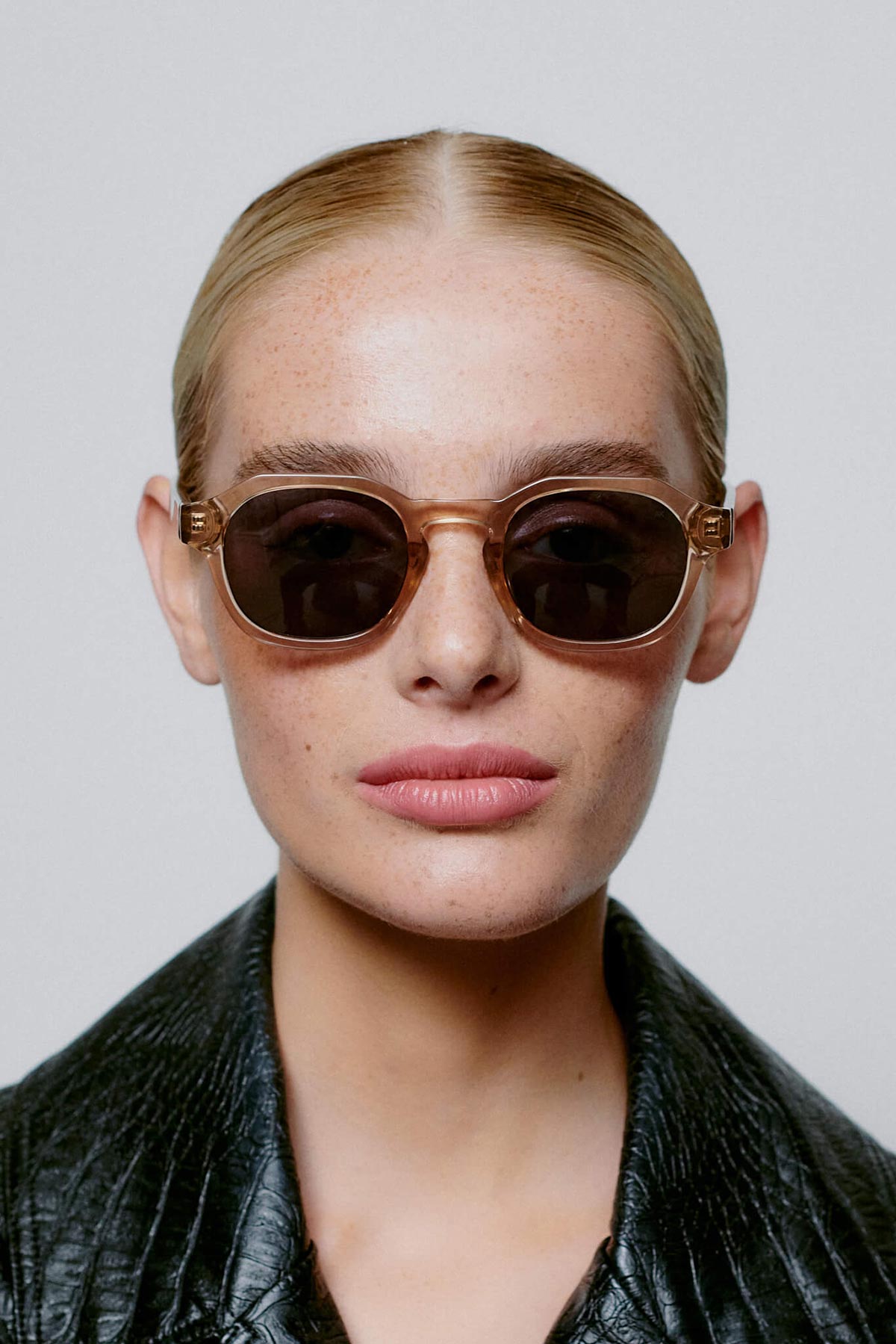 A Kjaerbede Zan Sunglasses In Champagne