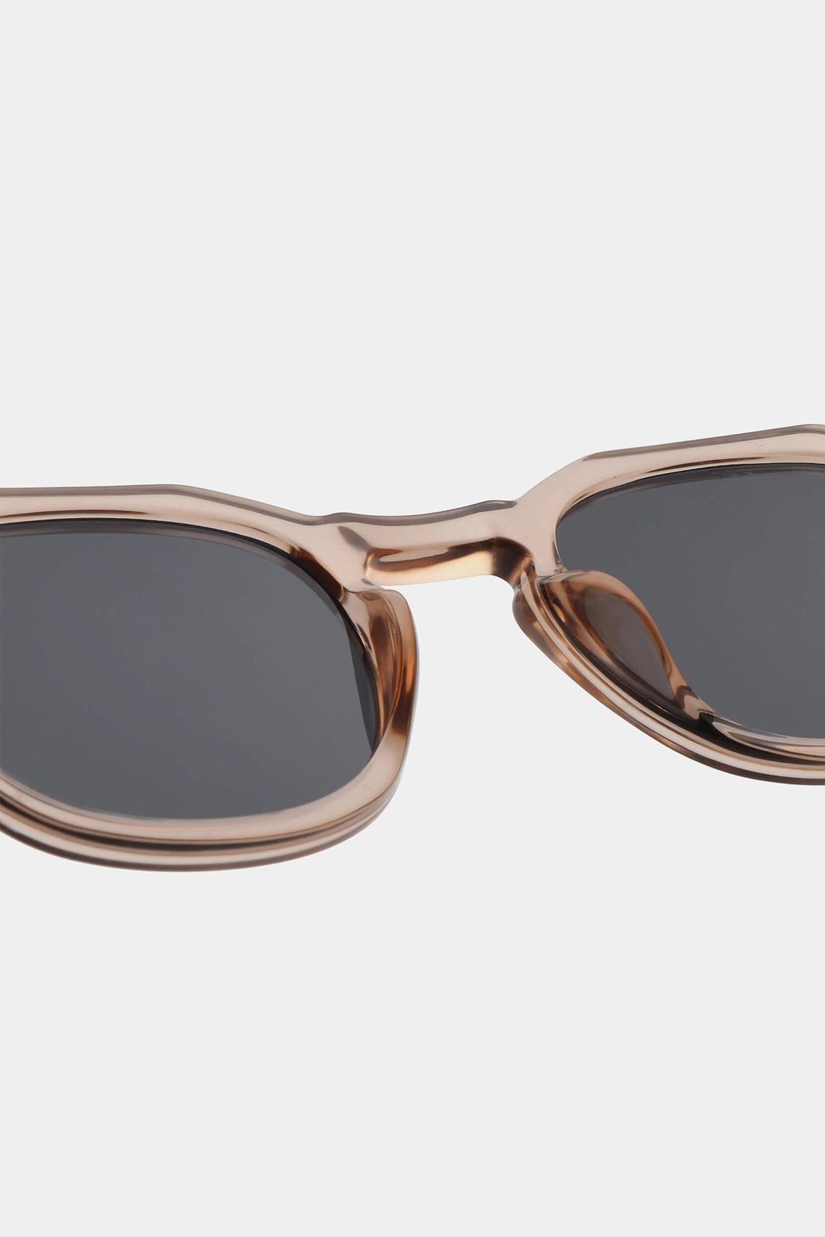 A Kjaerbede Zan Sunglasses In Champagne