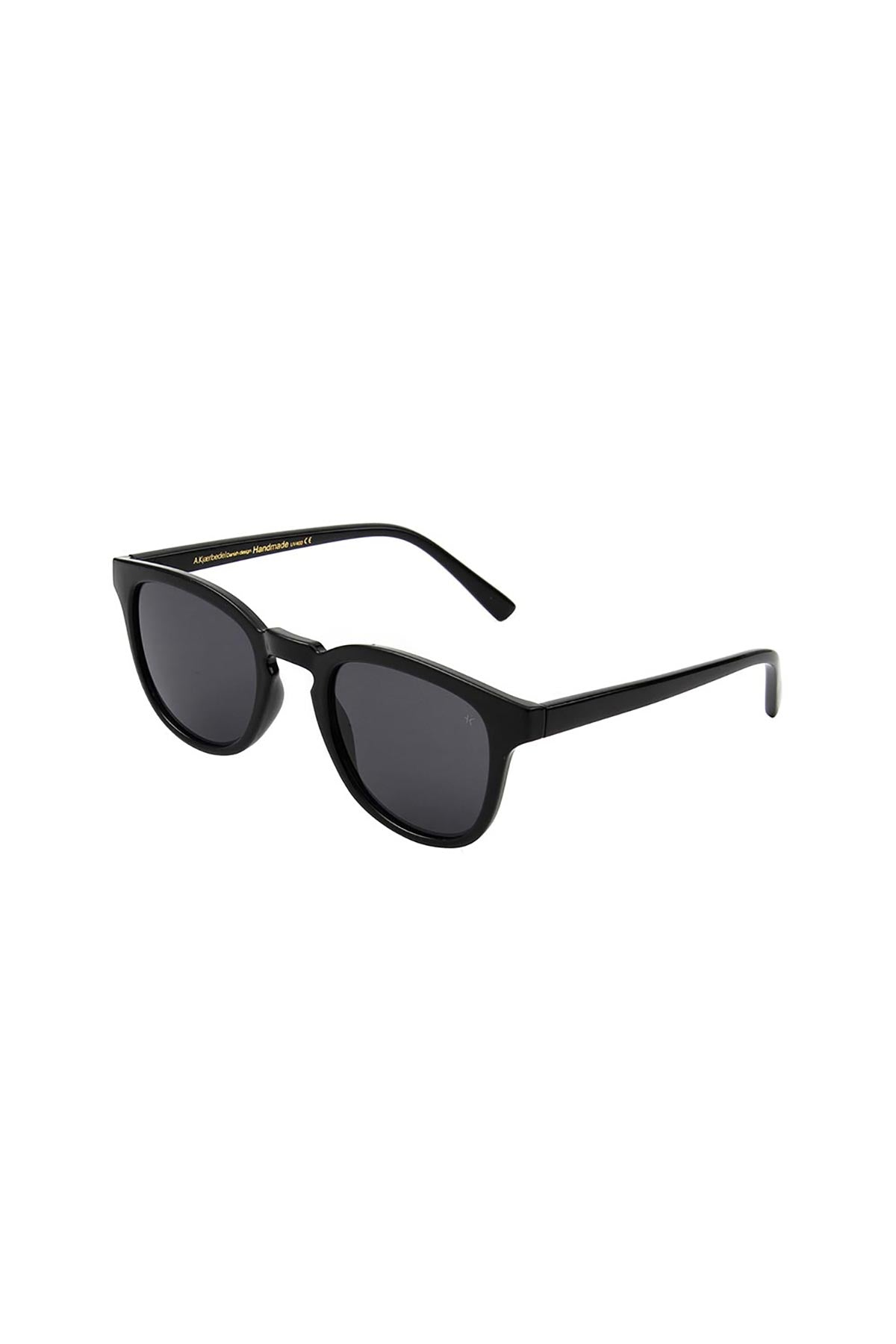 A Kjaerbede Bate Sunglasses In Black