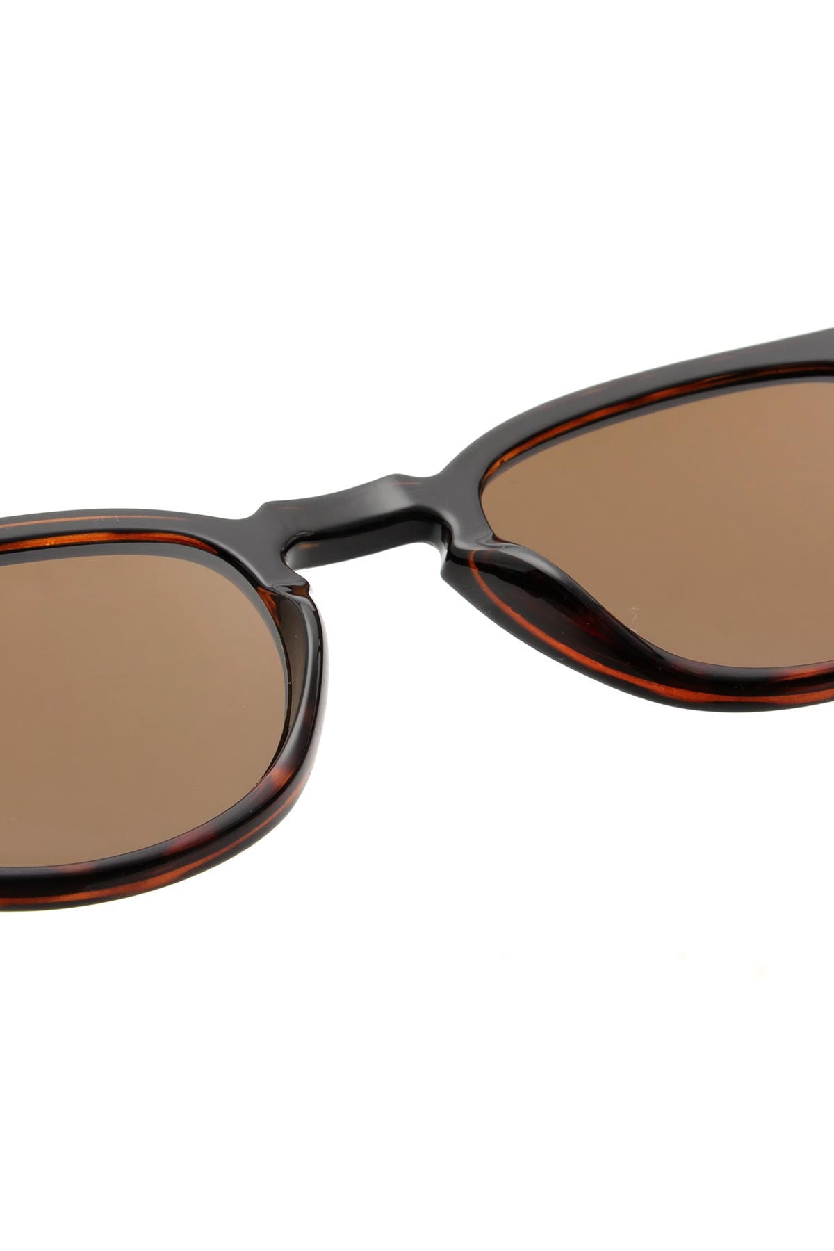 A Kjaerbede Bate Sunglasses In Black Demi Tortoise