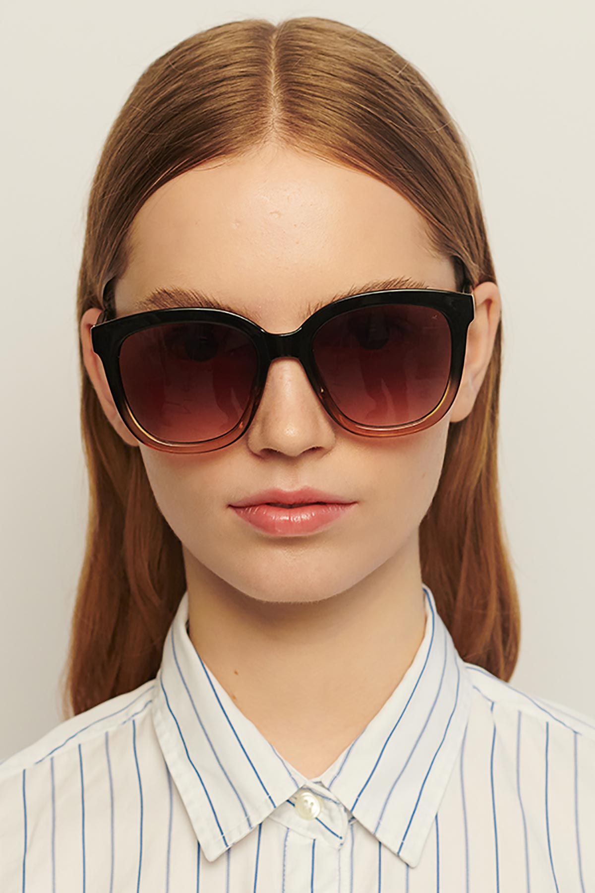 A Kjaerbede Billy Sunglasses In Black Brown Transparent