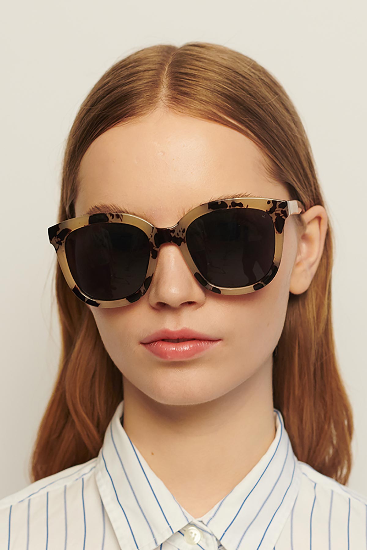 A Kjaerbede Billy Sunglasses In Hornet