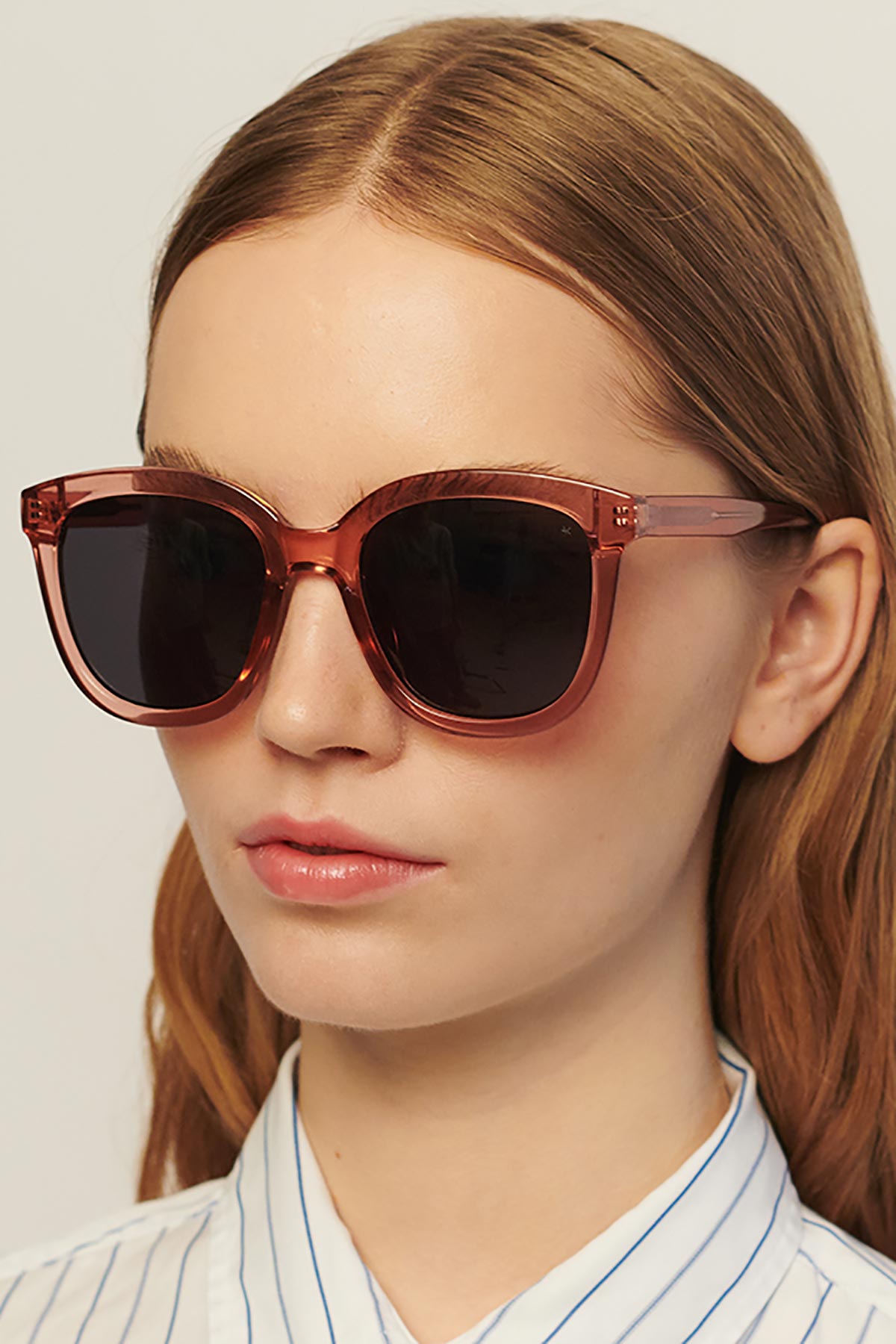 A Kjaerbede Billy Sunglasses In Soft Red Transparent
