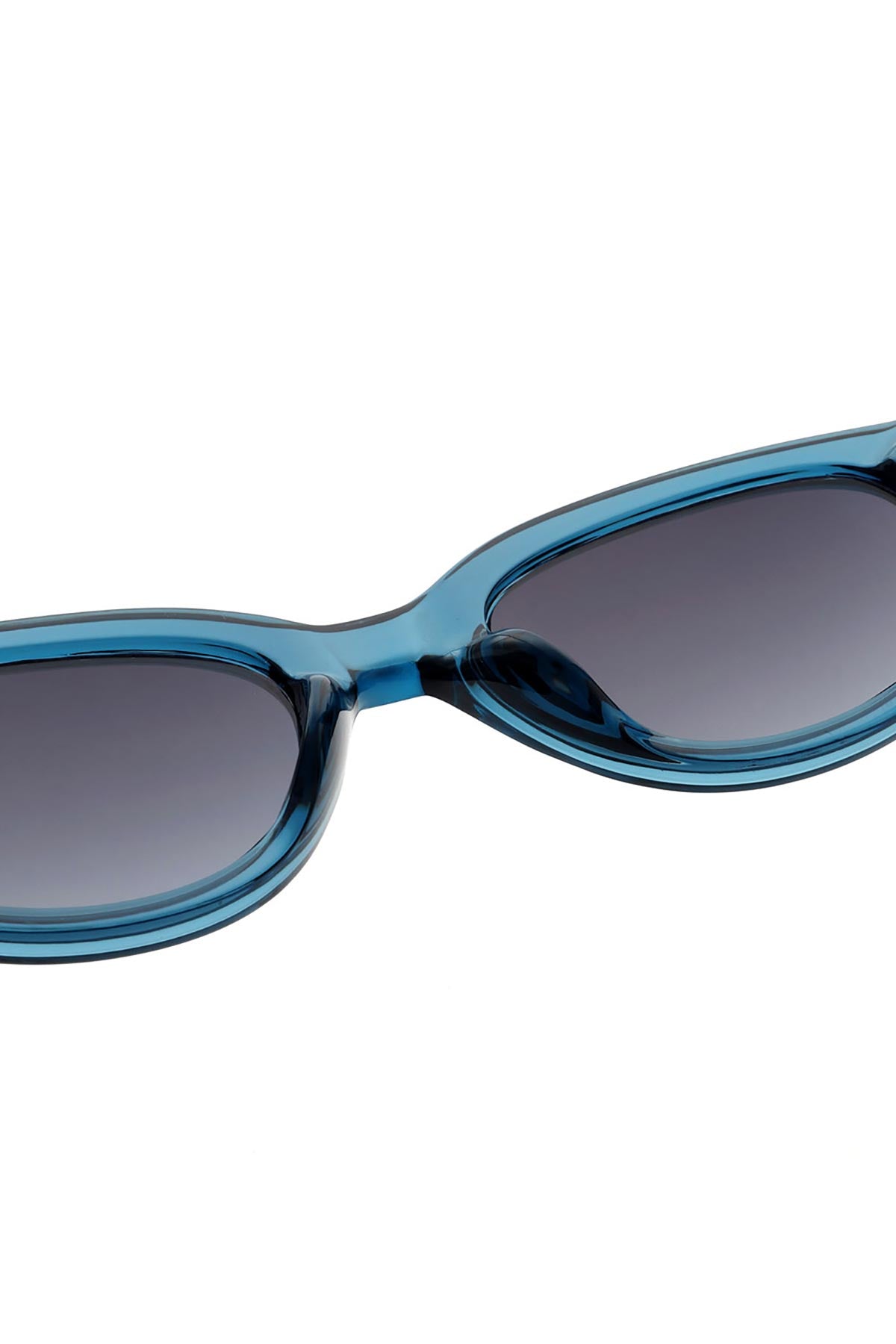A Kjaerbede Winnie Sunglasses In Petroleum Transparent