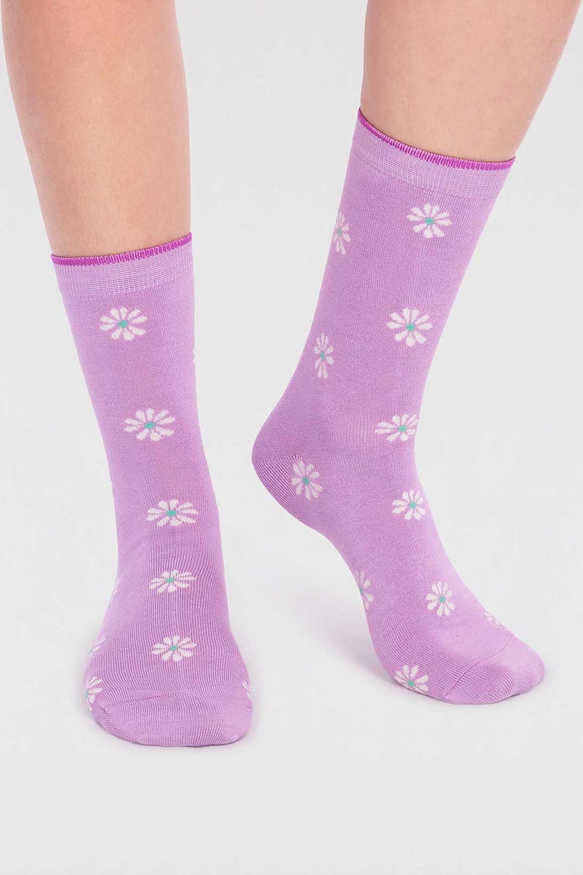 Thought Maeve Bamboo Floral 4 Sock Gift Box In Multi