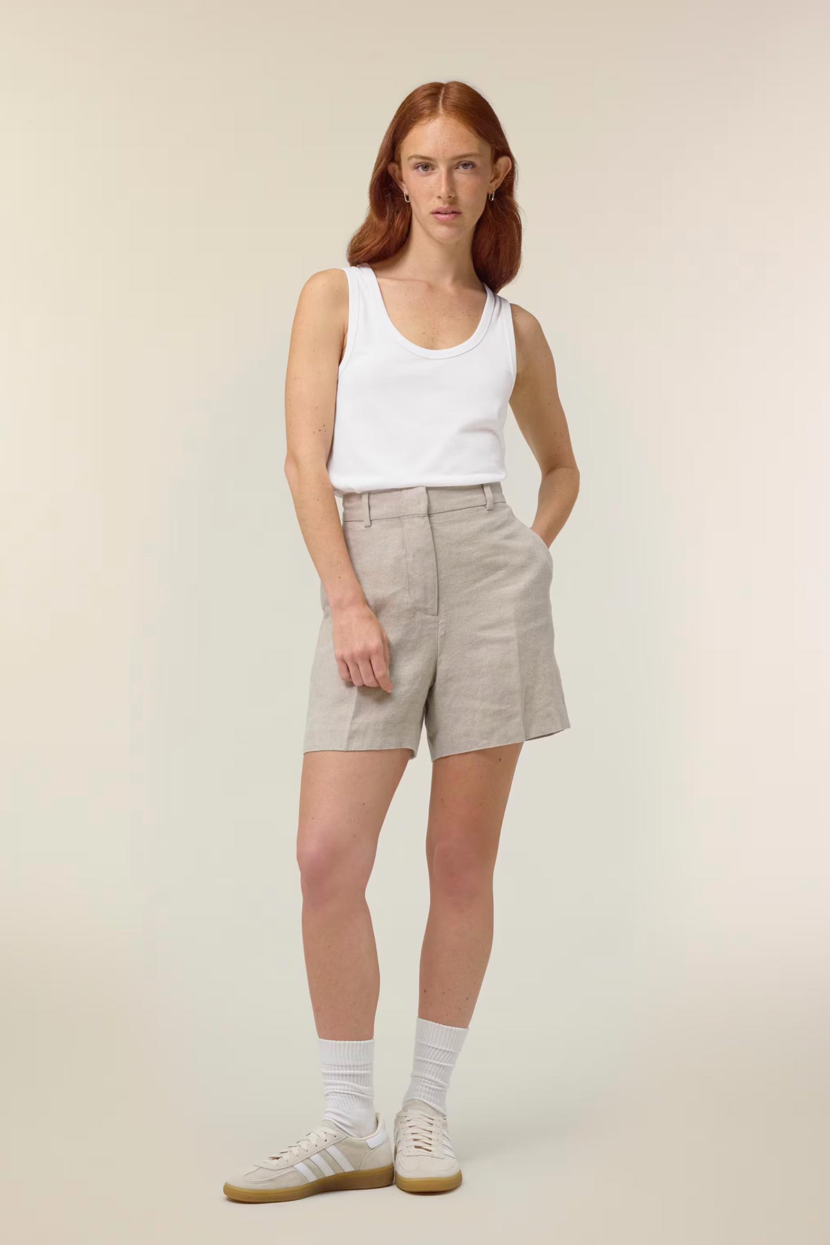 Mia Strada London Ava Organic Fitted Tank Top In White