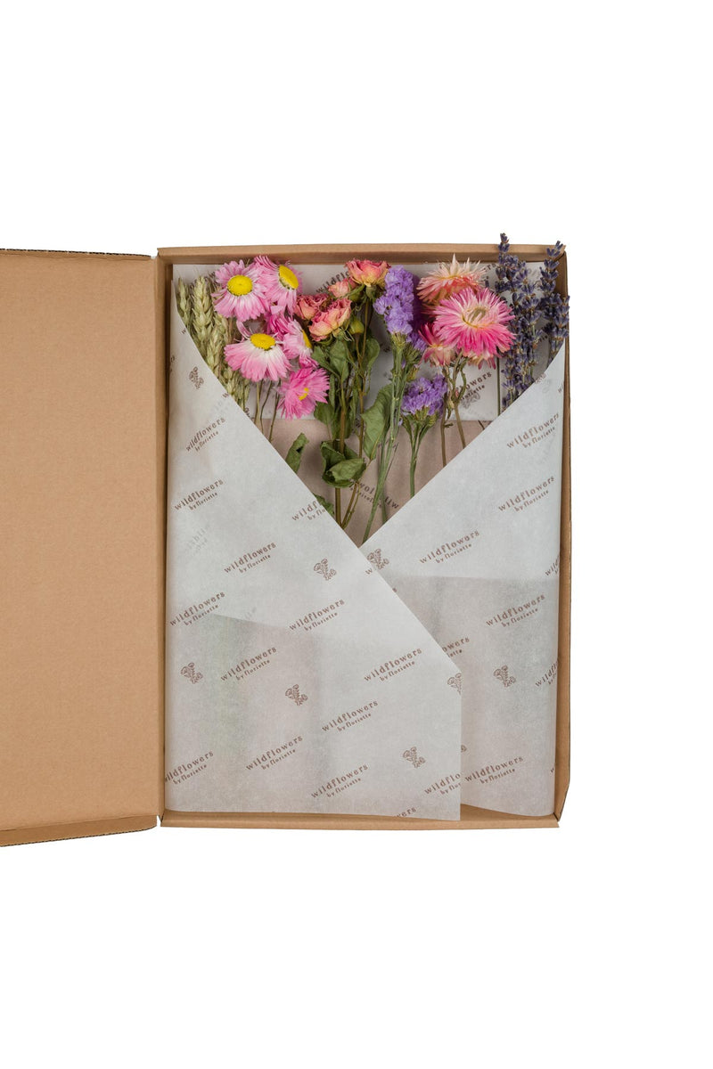 Wildflowers By Floriette Dried Flowers Mailer Gift Box In Pink