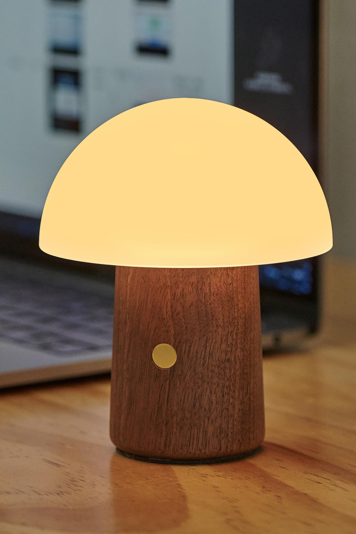 Gingko Design Mini Alice Mushroom Lamp | Natural Walnut Wood