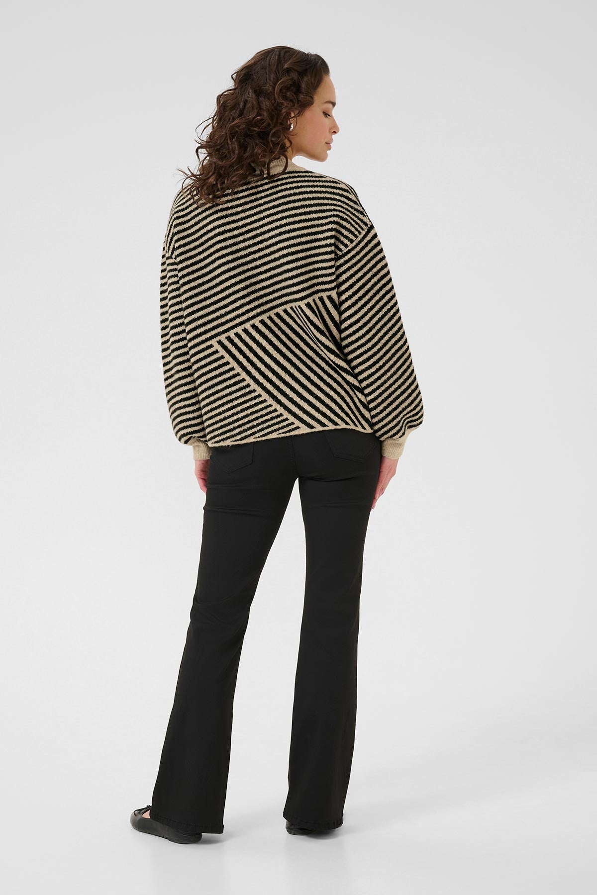 Kaffe KAverana Knit Pullover In Feather Gray Melange