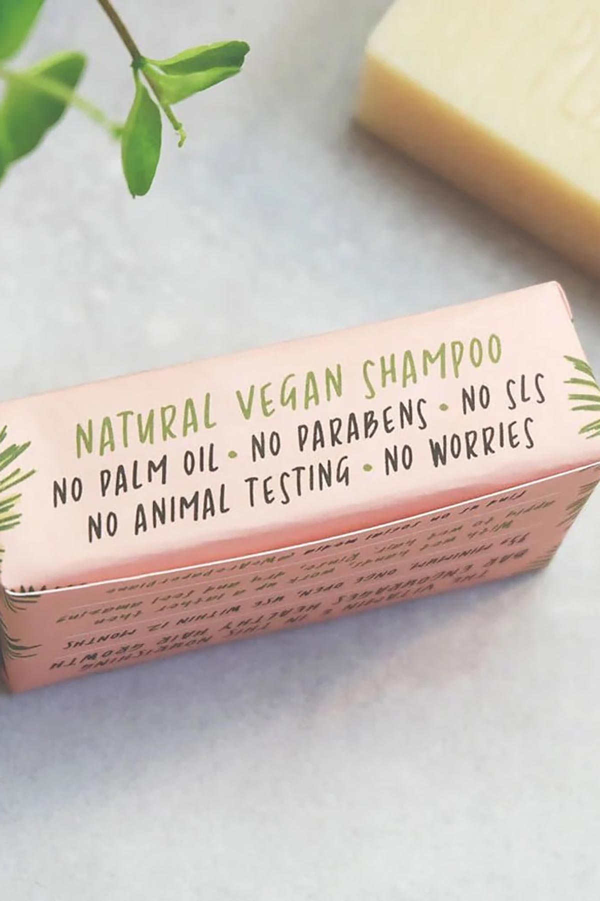 Paper Plane Lavender And Geranium 100% Natural Vegan Plastic-Free Solid Shampoo