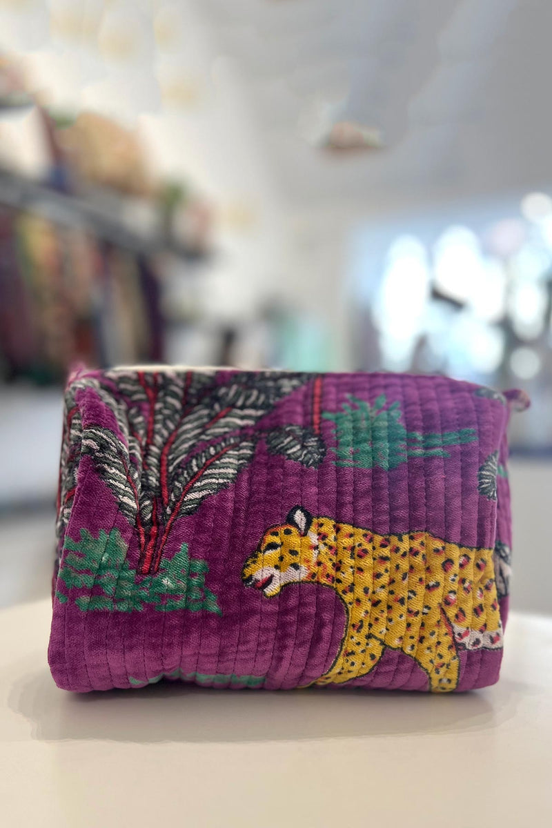 Conscious Yoga Collective Medium Velvet Make Up Bag In Jungle Purple