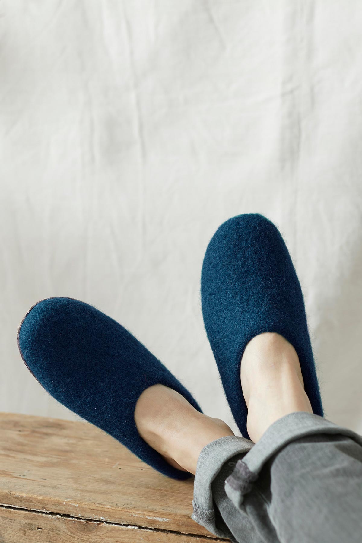 Aura Que Mita Handmade Eco Felt Mule Slippers Suede Sole In Navy