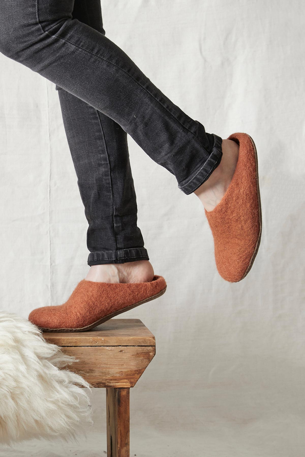 Aura Que Mita Handmade Eco Felt Mule Slippers Suede Sole In Rust Orange