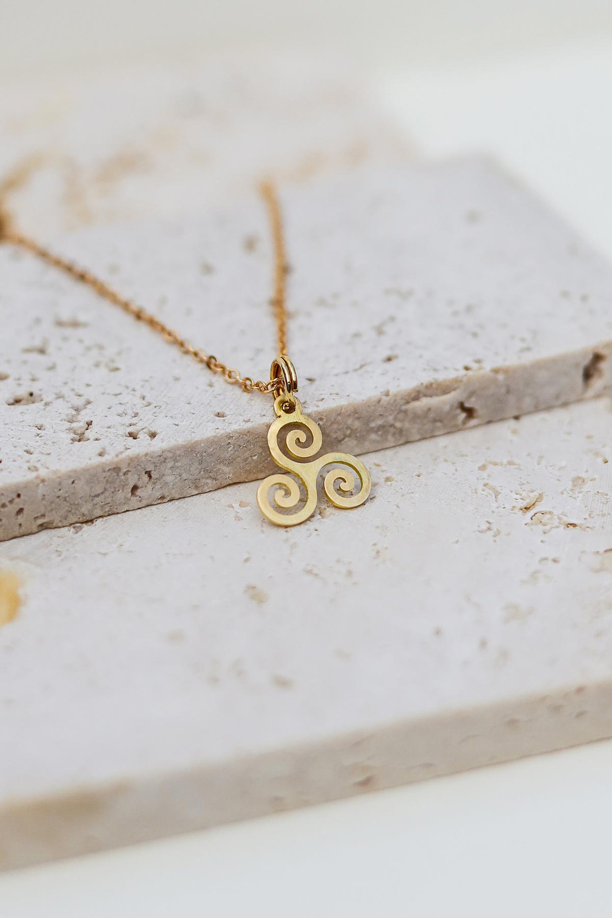 Pivot Renewal Pendant Necklace