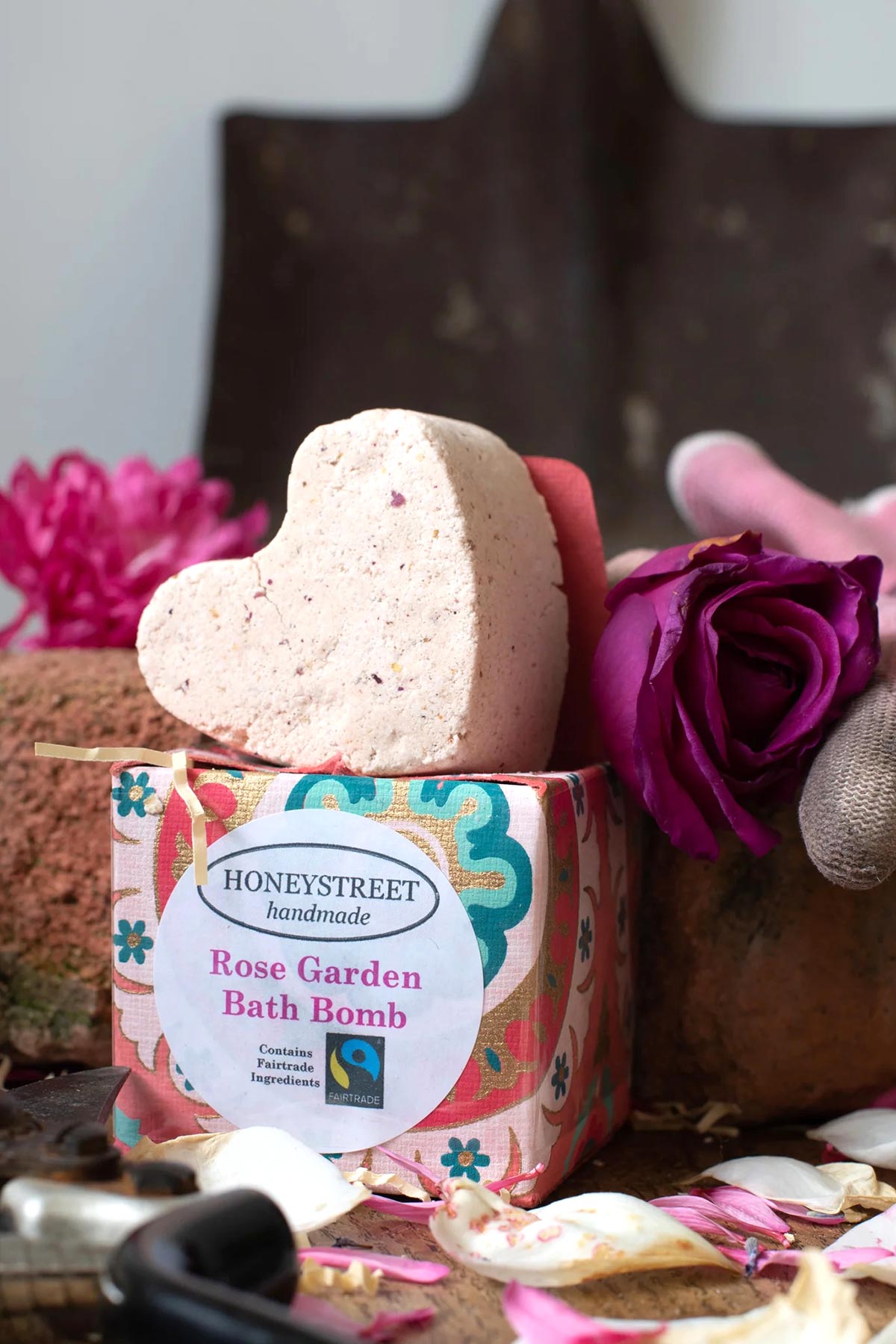 The India Shop Rose Garden Bath Bomb