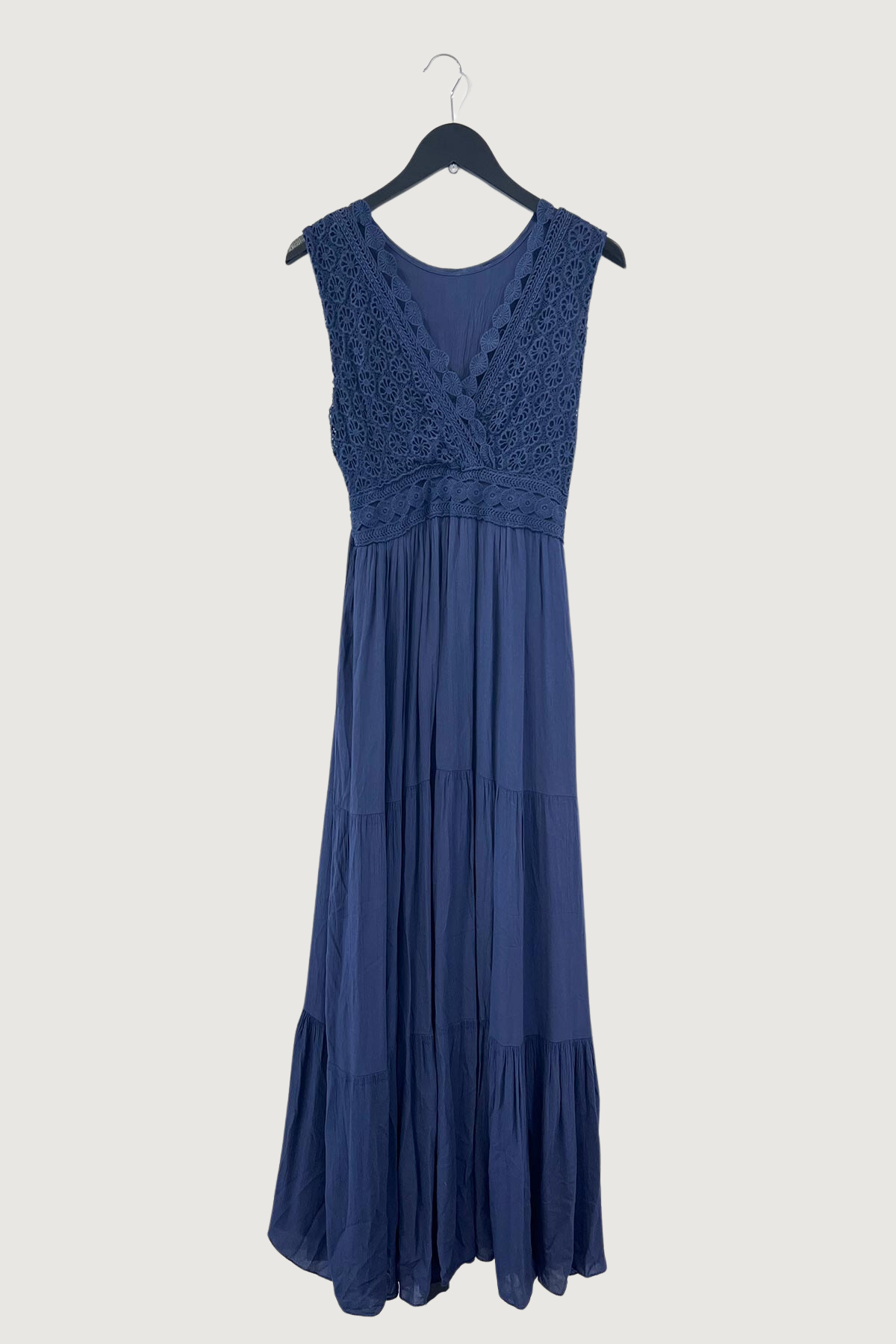 Mia Strada Sleeveless Lace Front Maxi Dress in Navy