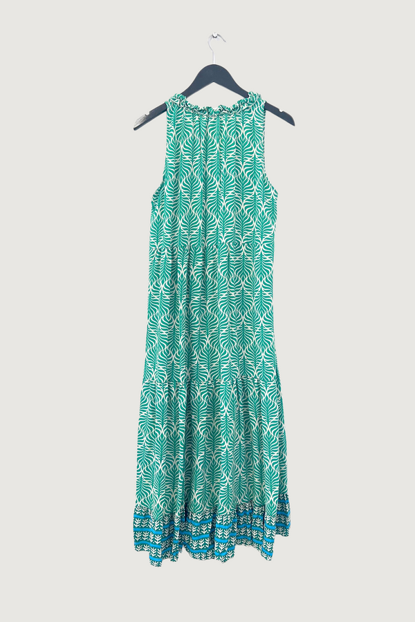 Mia Strada Sleeveless Leaf Print Maxi Dress in Emerald Green
