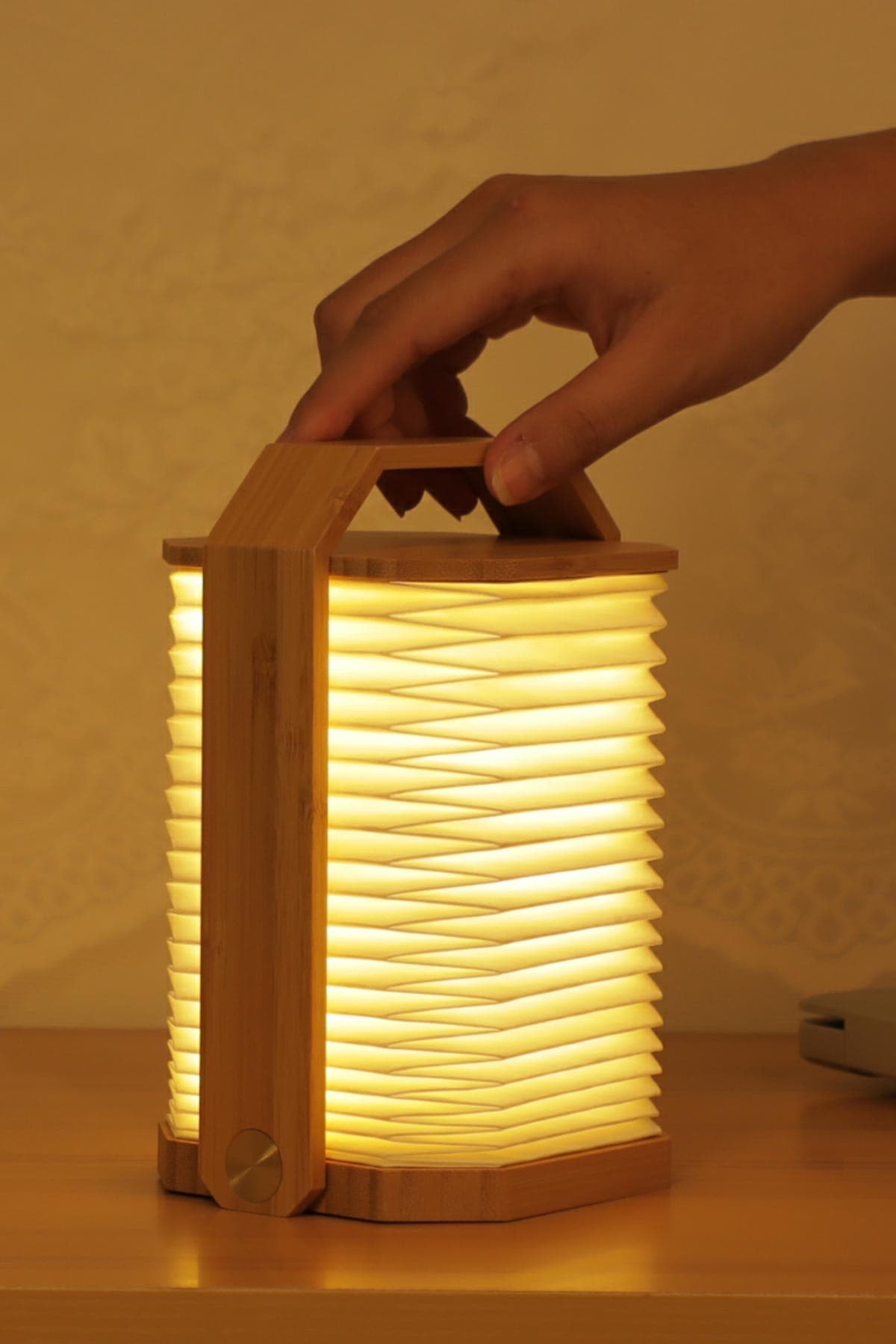 Gingko Design Smart Bamboo Origami Lamp