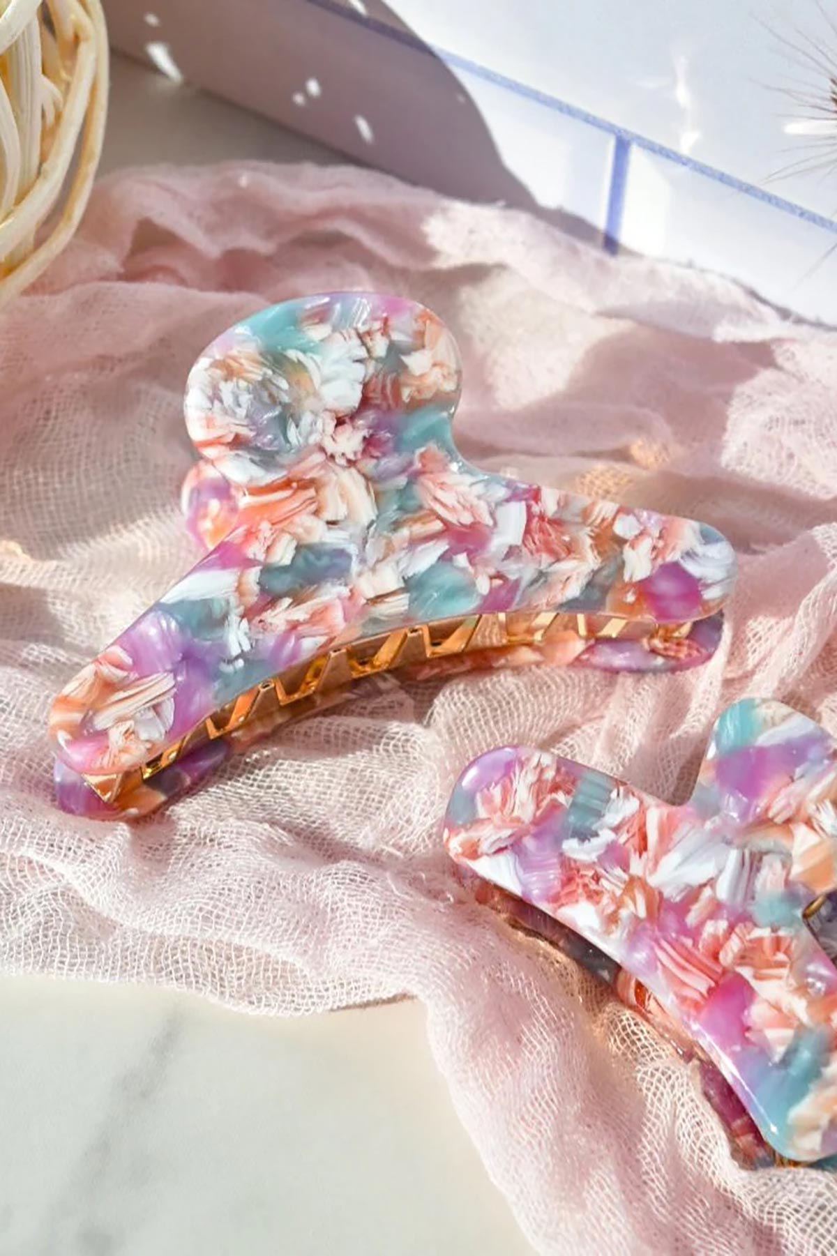 Fenna And Fei Tickled Pink Large French Claw Clip