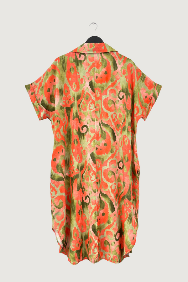 Mia Strada Two Tone Oversized Shift Dress In Coral + Khaki