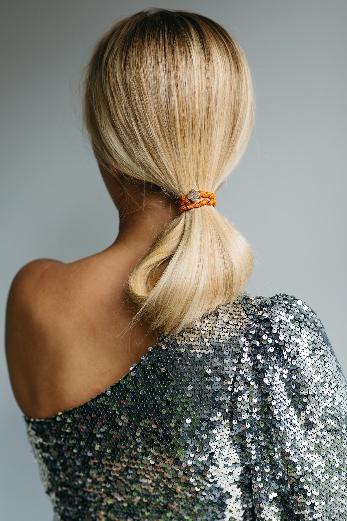 By Eloise Woven Gold Quatrefoil Hairband In Saffron