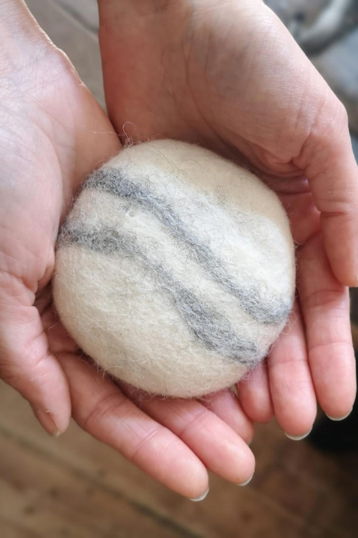 Aura Que Bhitra Eco Natural Wool Felted Soap Marble Pebble