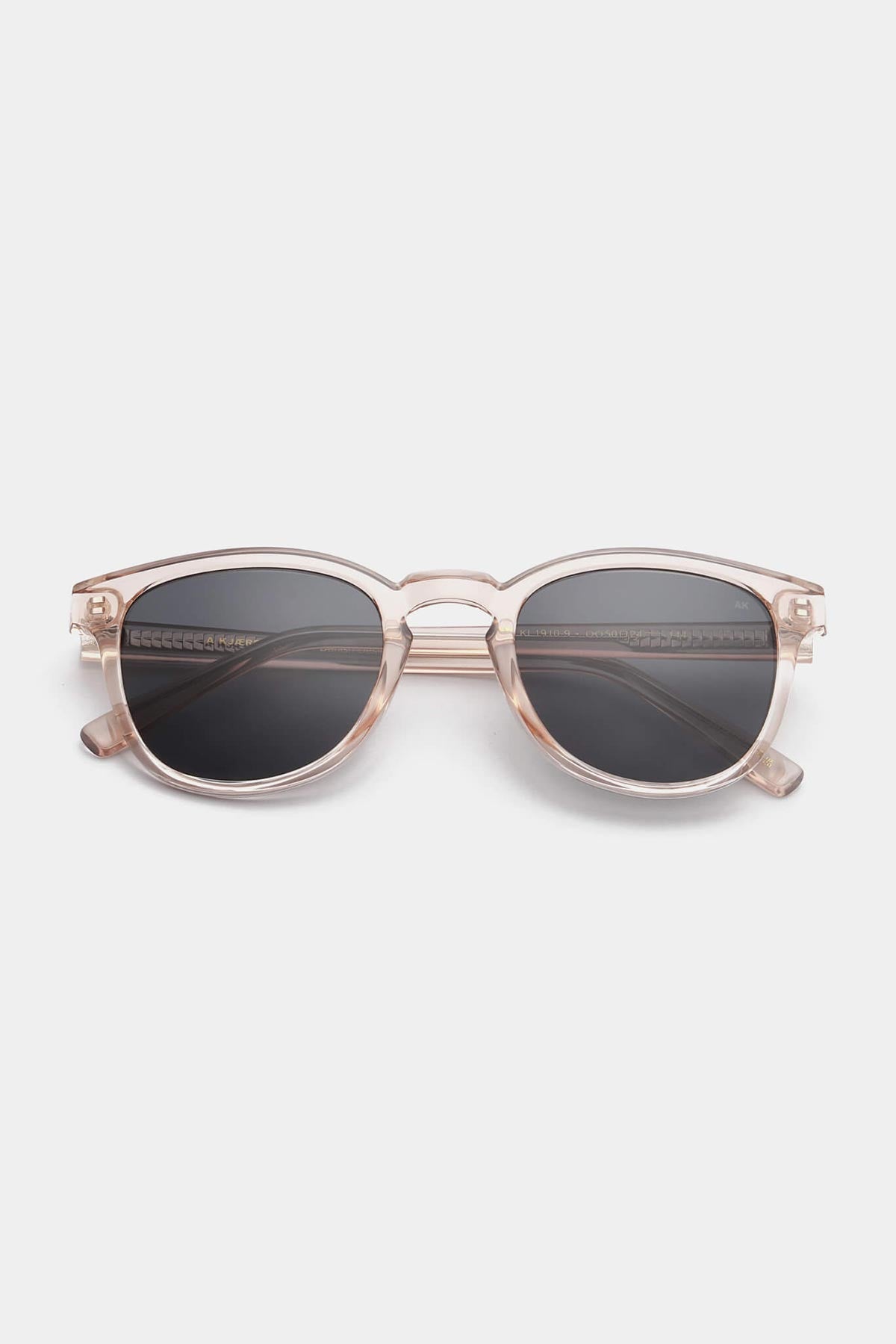 A Kjaerbede Bate Sunglasses In Champagne