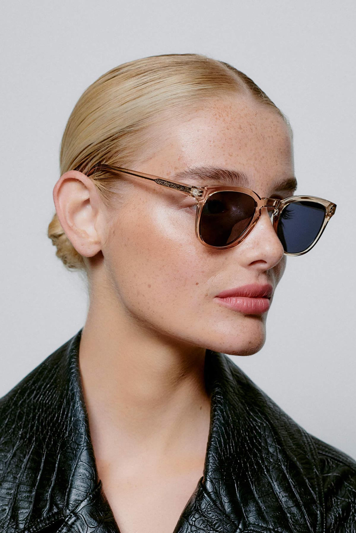 A Kjaerbede Bate Sunglasses In Champagne