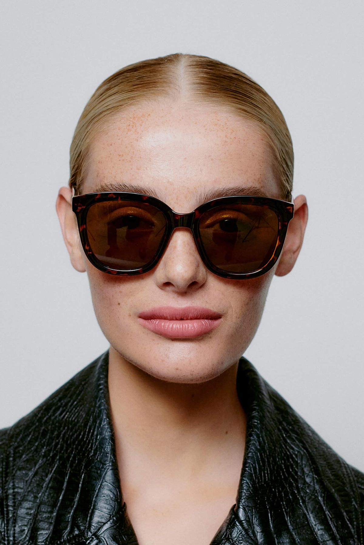 A Kjaerbede Billy Sunglasses In Demi Tortoise