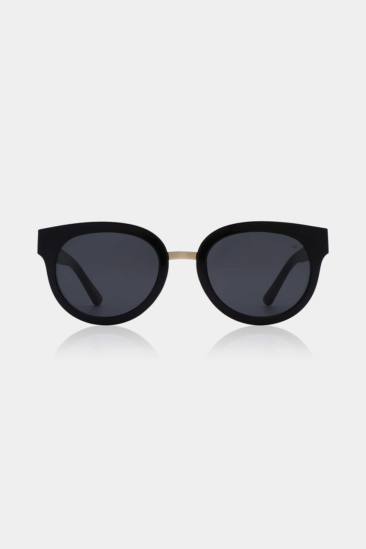 A Kjaerbede Jolie Sunglasses In Black