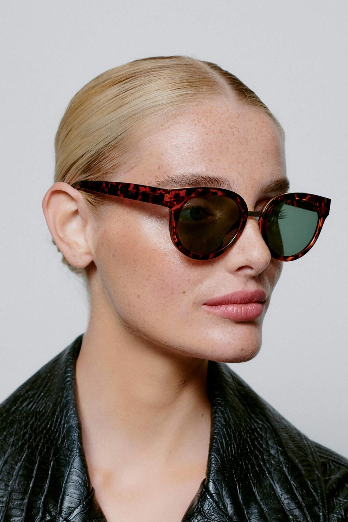 A Kjaerbede Jolie Sunglasses In Demi Tortoise