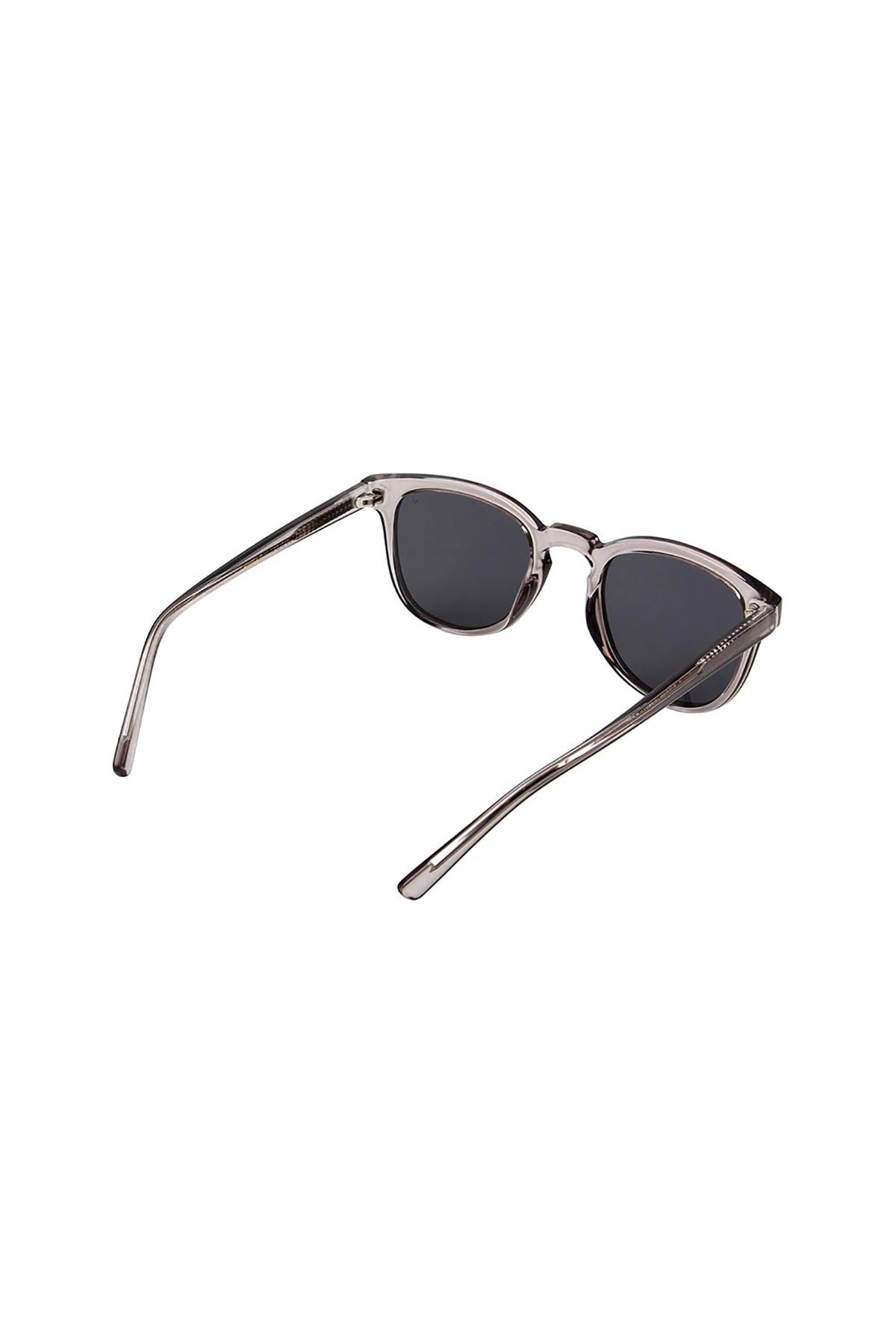 A Kjaerbede Bate Sunglasses In Grey Transparent