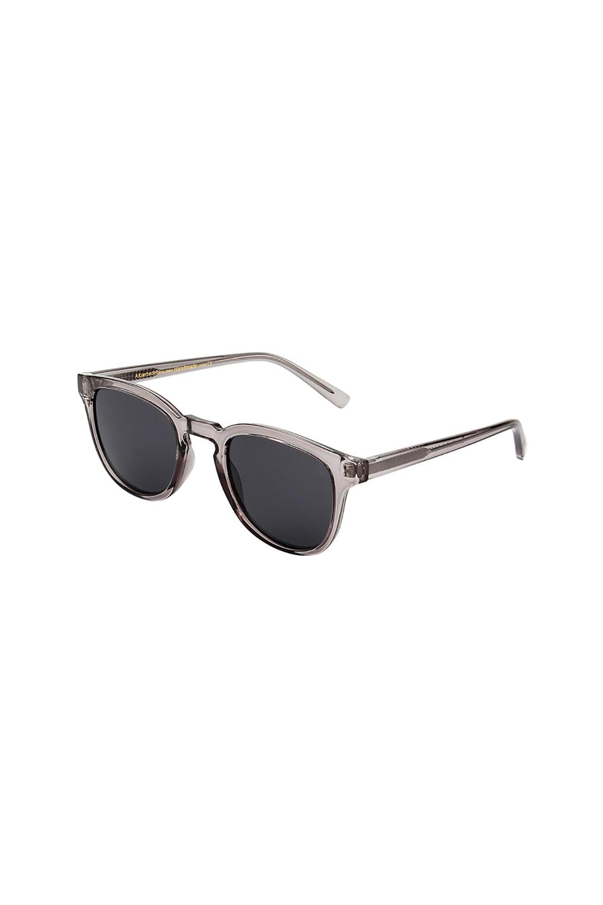 A Kjaerbede Bate Sunglasses In Grey Transparent
