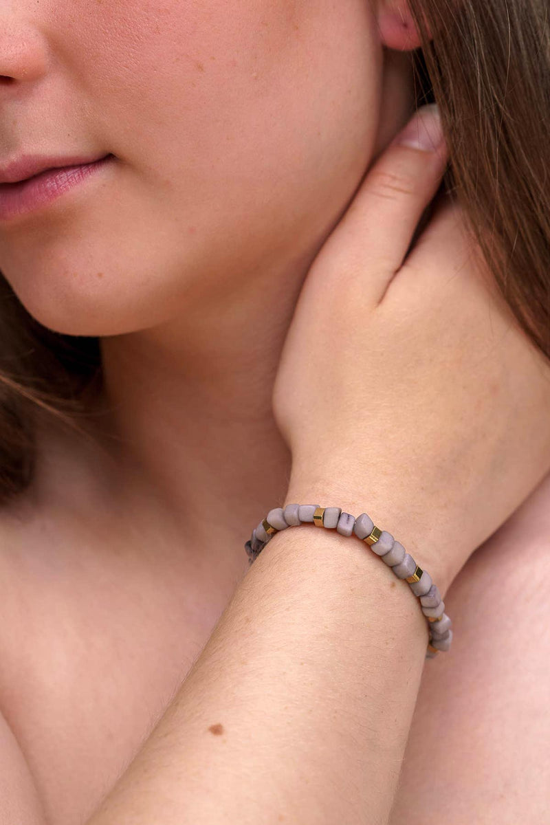 Pretty Pink Eco-Jewellery Grey Friendship Tagua Bracelet