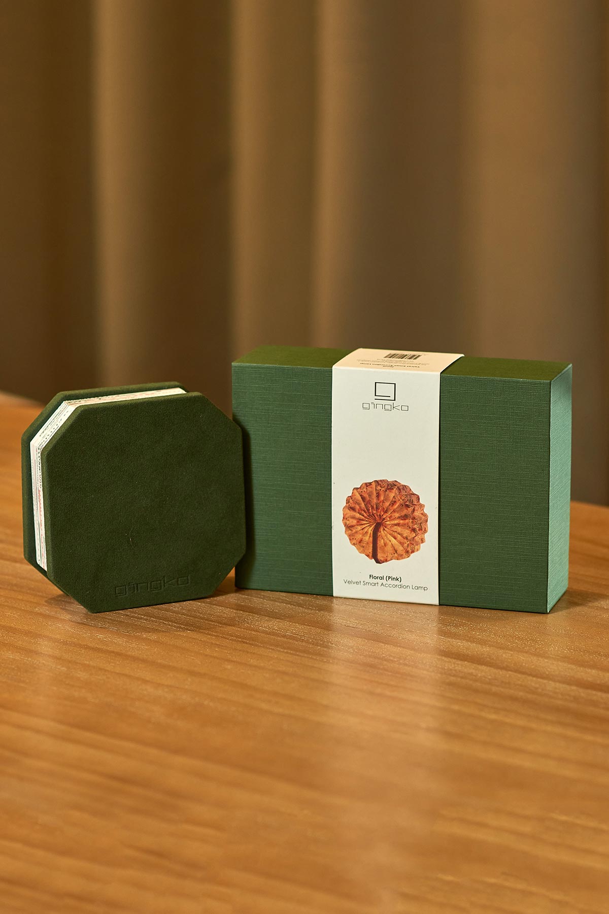 Velvet Accordion Lamp | Green Gingko
