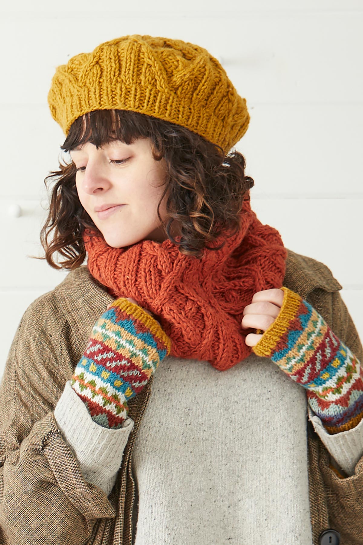 Aura Que Lamba Eco Wristwarmer Fingerless Gloves Waste Wool