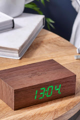 Flip Click Clock | Natural Walnut Wood - Gingko