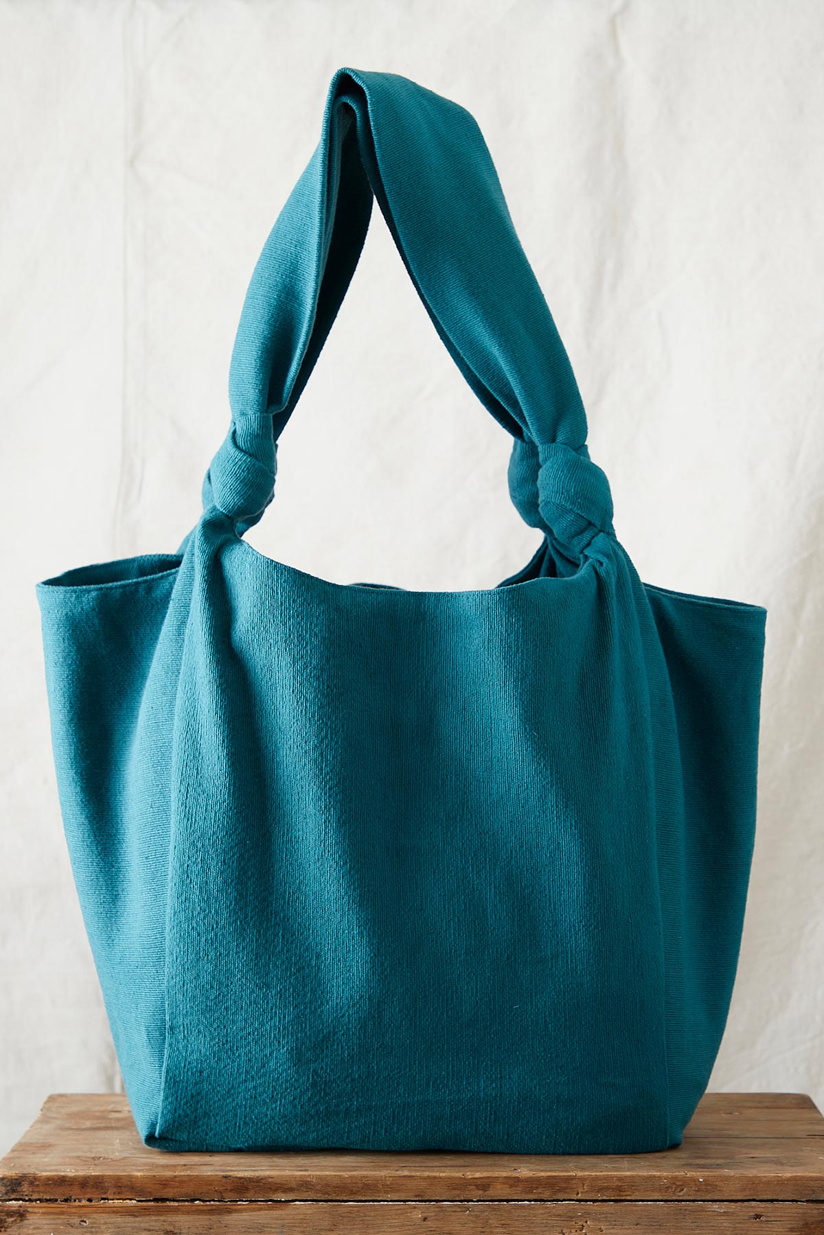 Aura Que Jogi Vegan Comfy Everyday Shoulder Bag Zip Close In Teal Green