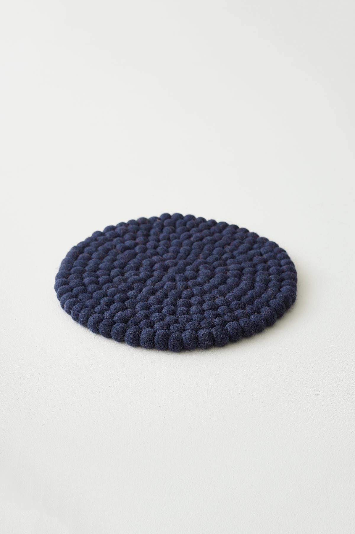 Aura Que Mildo Handmade Felt Ball Table Mat Trivet