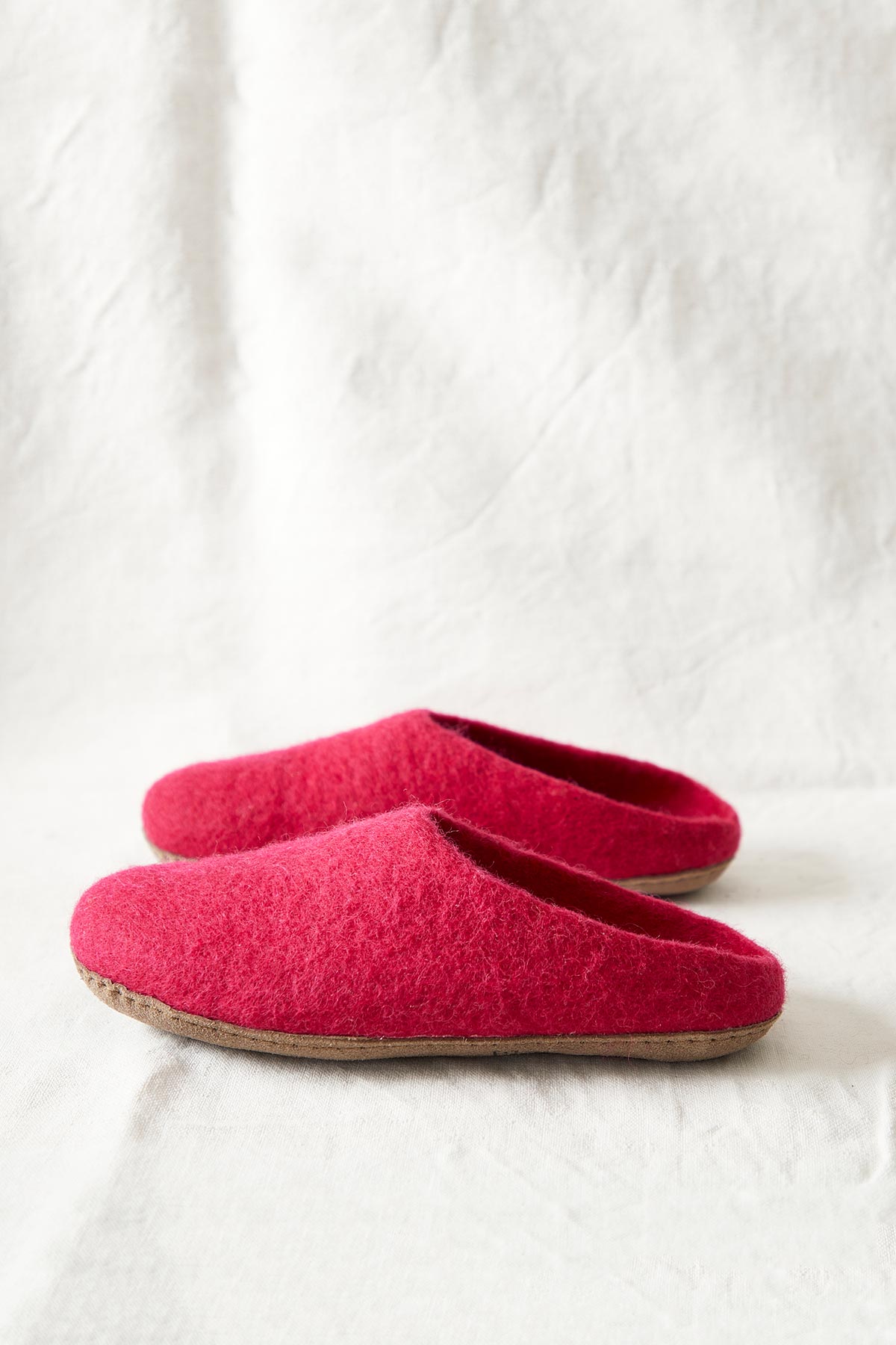 Aura Que Mita Handmade Eco Felt Mule Slippers Suede Sole In Pink